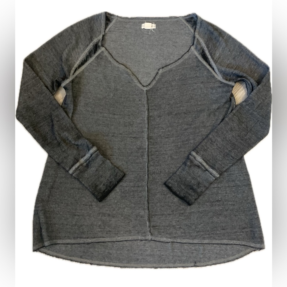 Roxy Gray Notched Neck Thermal Pullover Long Sleeve Top .